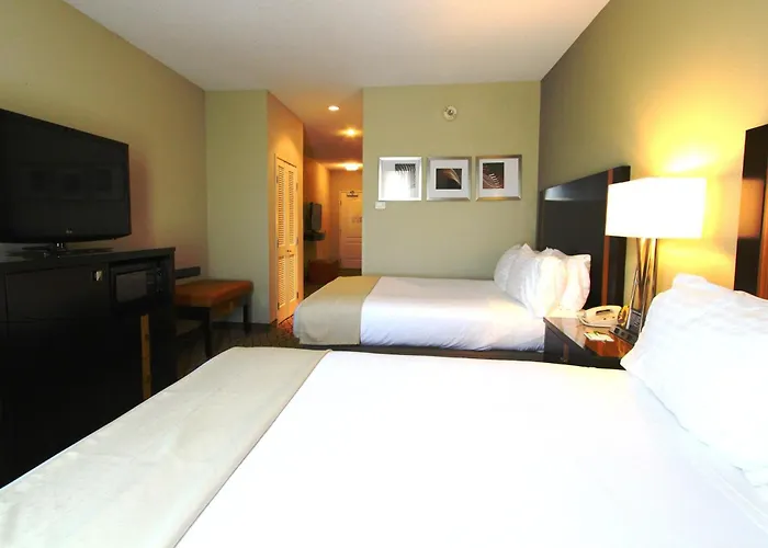 Hotel By Ihg 3*