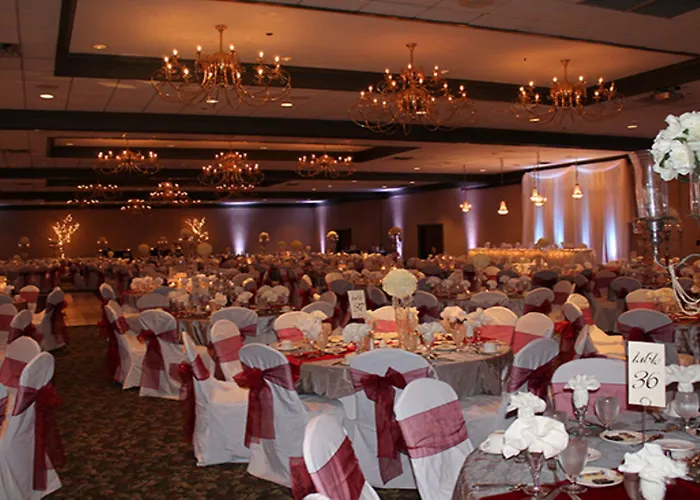 By Ihg 3* Effingham