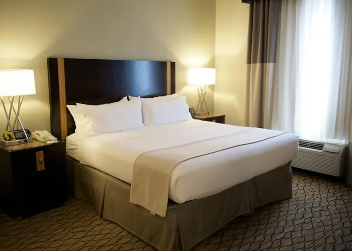 By Ihg Hotel Effingham
