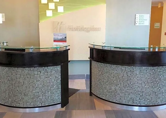 By Ihg Hotel 3*