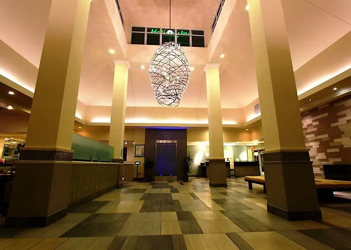Hotel By Ihg 3*